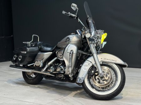 2008 HARLEY DAVIDSON ROAD KING