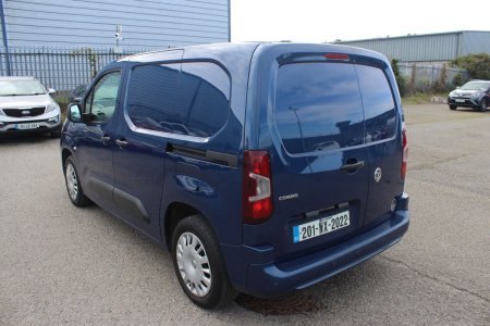 2020 Vauxhall Combo - photo 13