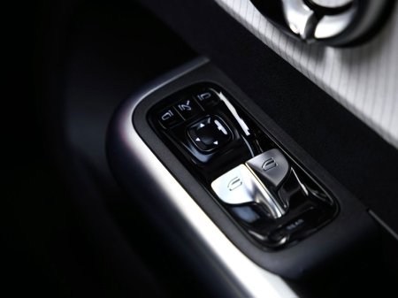 2025 Mercedes-Benz CLA - photo 23