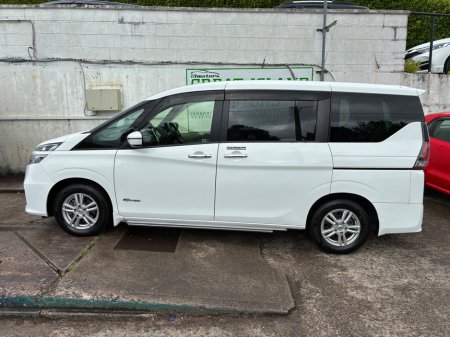 2018 Nissan Serena - photo 6