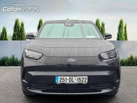 2025 Ford Capri - photo 4