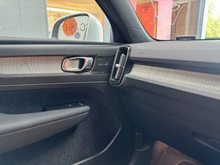 2022 Volvo XC40 - photo 14