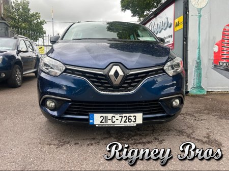 2021 Renault Grand Scenic - photo 2