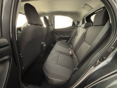 2025 Toyota Yaris - photo 7