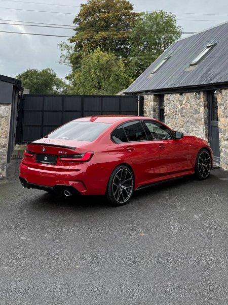 2021 BMW 3-Series - photo 6