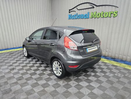 2016 Ford Fiesta - photo 5