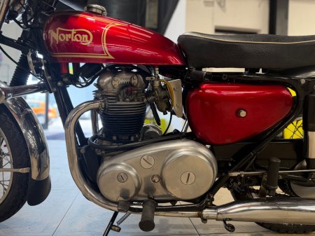 1966 NORTON N15CS - photo 9