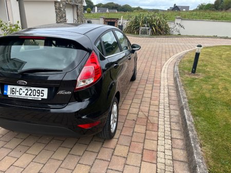 2016 Ford Fiesta - photo 10