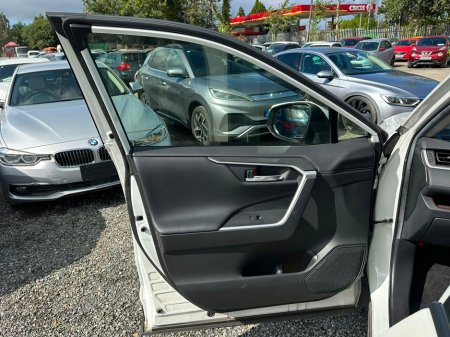 2021 Toyota RAV4 - photo 10
