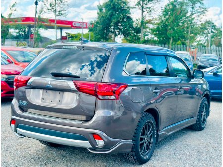 2016 Mitsubishi Outlander - photo 4