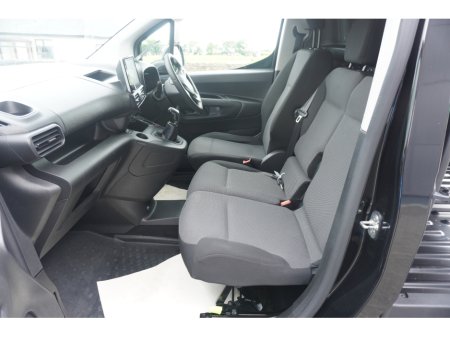 2021 Opel Combo - photo 13