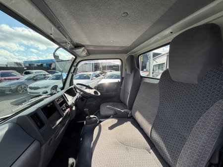 2019 Isuzu NPR - photo 26