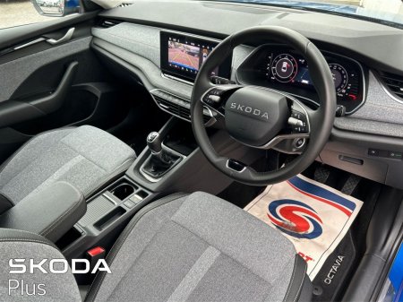2025 Skoda Octavia - photo 8