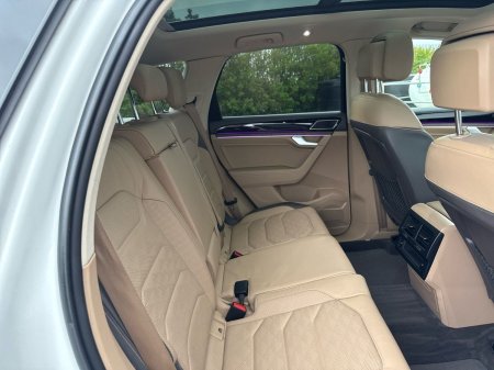 2019 Volkswagen Touareg - photo 12