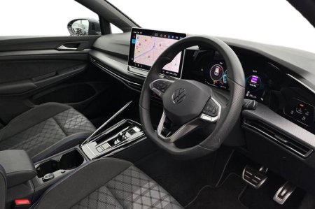 2026 Volkswagen Golf - photo 9