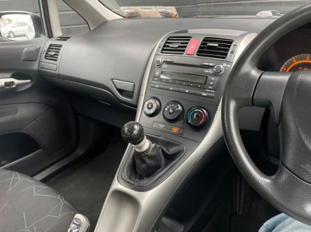 2010 Toyota Auris - photo 7