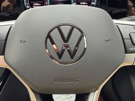 2025 Volkswagen Golf - photo 29