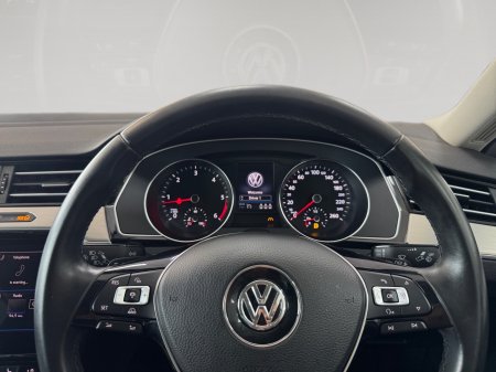 2018 Volkswagen Passat - photo 13