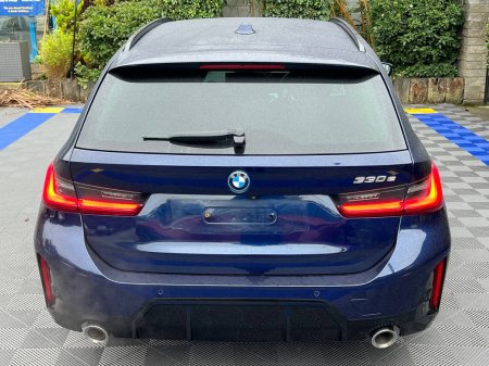 2022 BMW 3-Series - photo 19