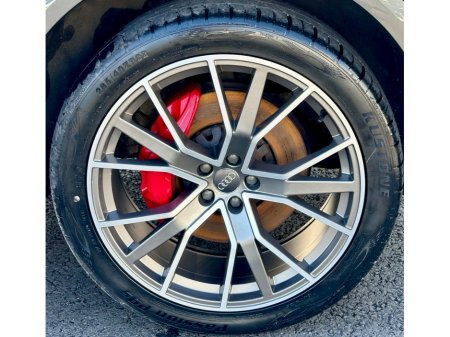 2019 Audi Q8 - photo 26