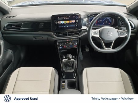 2024 Volkswagen T-Roc - photo 2