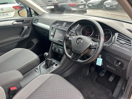 2016 Volkswagen Tiguan - photo 8