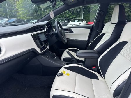 2017 Toyota Auris - photo 6