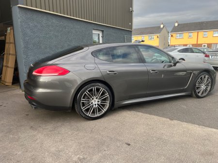 2015 Porsche Panamera - photo 11