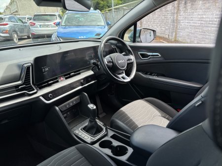 2023 Kia Sportage - photo 3
