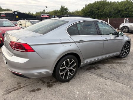 2020 Volkswagen Passat - photo 10
