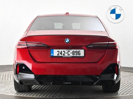 2024 BMW 5-Series - photo 15