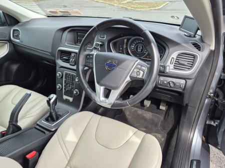 2016 Volvo V40 - photo 26