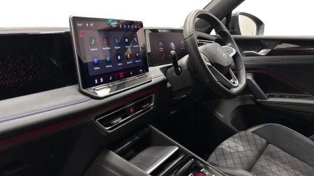 2024 Volkswagen Tiguan - photo 2