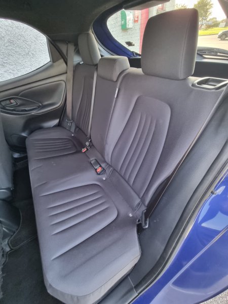 2021 Toyota Yaris - photo 14