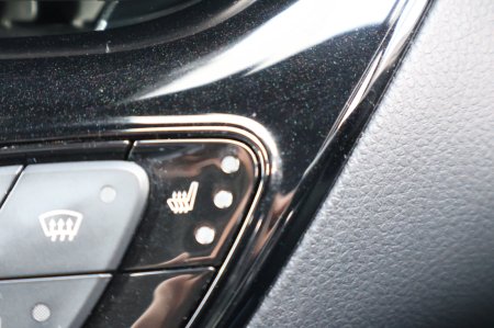 2019 Toyota C-HR - photo 16