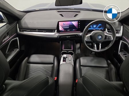2024 BMW iX1 - photo 4
