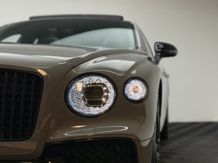 2023 Bentley Flying Spur - photo 21