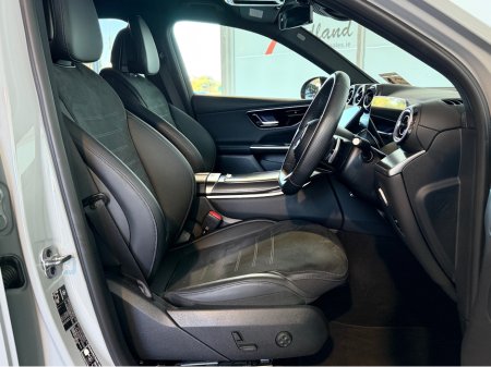 2026 Mercedes-Benz GLC - photo 4