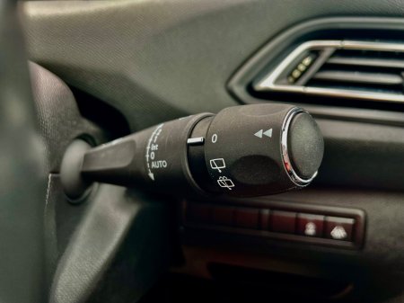 2018 Peugeot 308 - photo 31