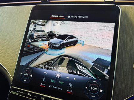 2025 Mercedes-Benz EQE - photo 17