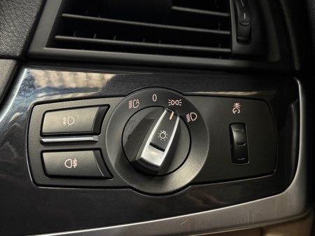 2016 BMW 5-Series - photo 17