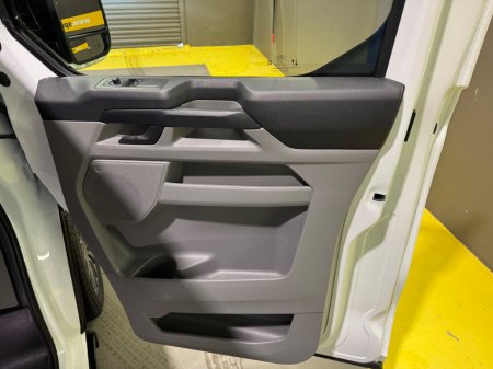 2025 Ford Transit Custom - photo 29