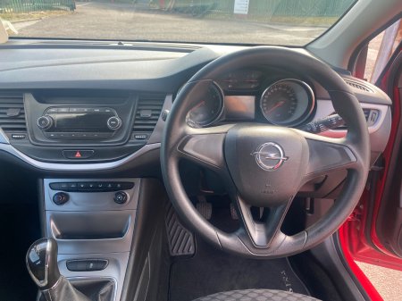 2018 Opel Astra - photo 12