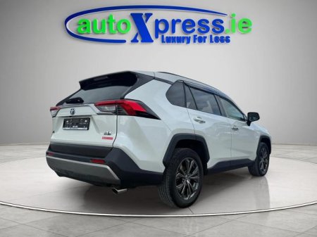 2022 Toyota RAV4 - photo 13