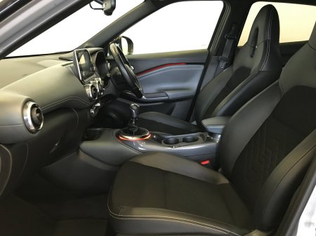 2021 Nissan Juke - photo 2