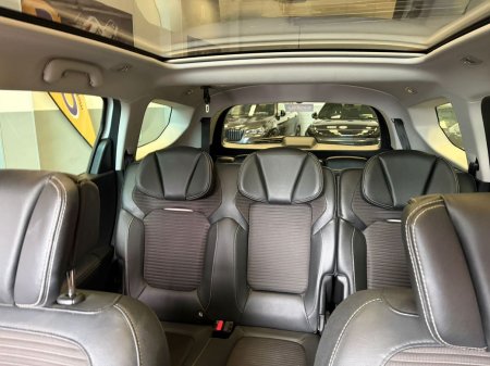 2019 Renault Grand Scenic - photo 21
