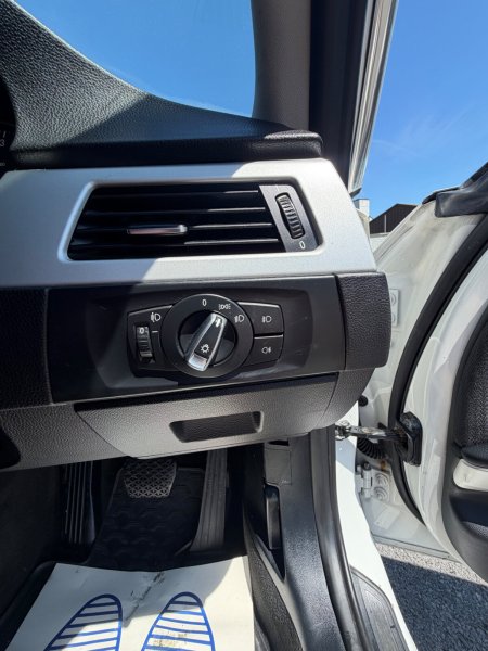 2012 BMW 3-Series - photo 18