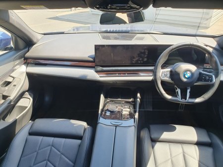 2024 BMW i5 - photo 4