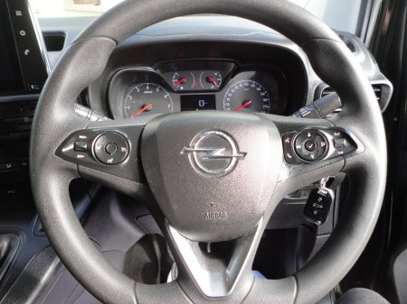 2021 Opel Combo - photo 10