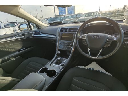 2021 Ford Mondeo - photo 13